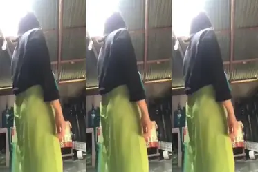 Kemesraan Sejoli Cantik Di Dapur Rumah