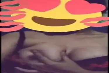 Selfie Pribadi Gadis Cantik Berparas Imut